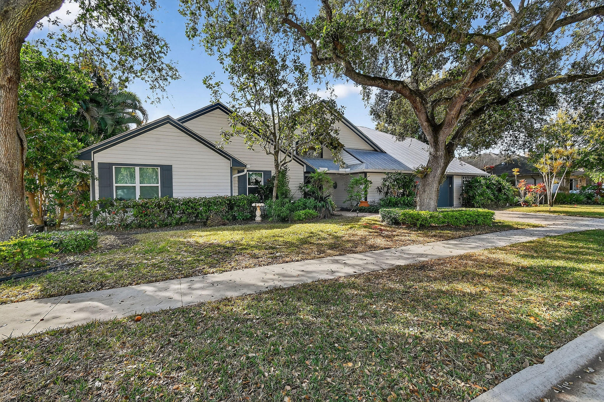 PALM HARBOR - Residential