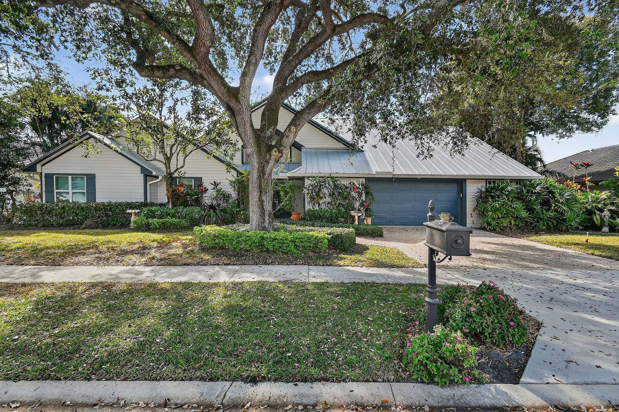 PALM HARBOR - Residential