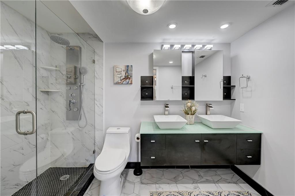 WYNMOOR VILLAGE - Residential