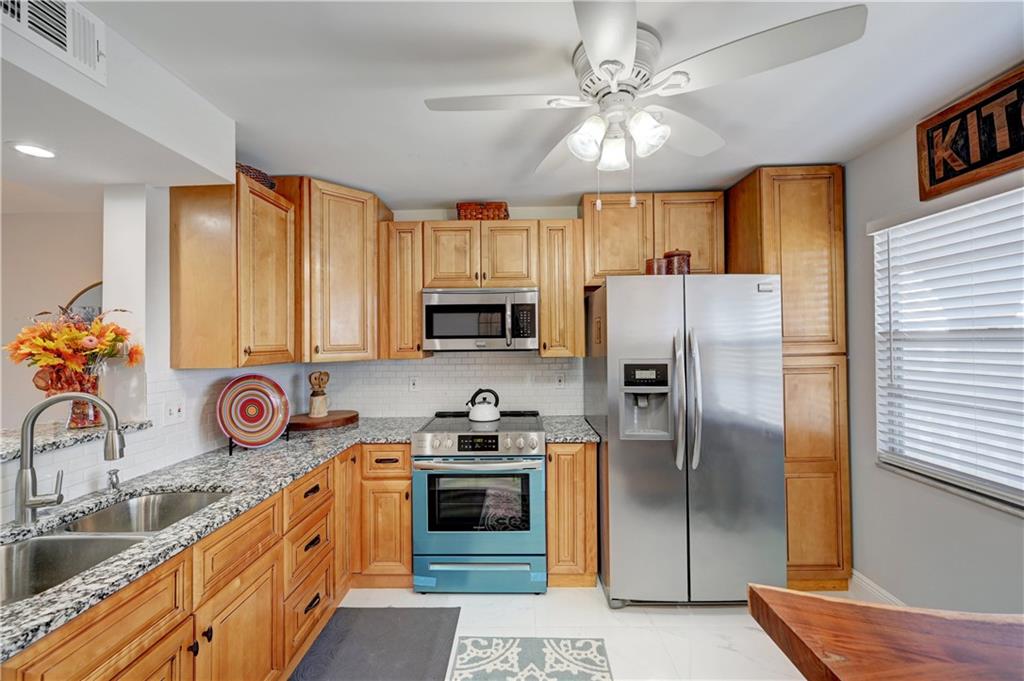 WYNMOOR VILLAGE - Residential