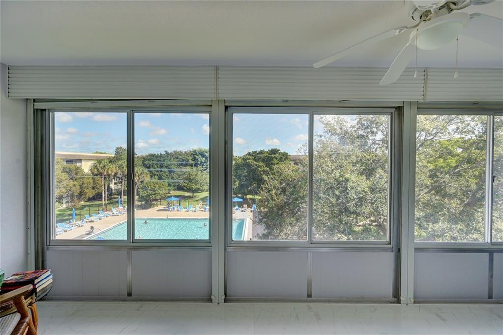 WYNMOOR VILLAGE - Residential