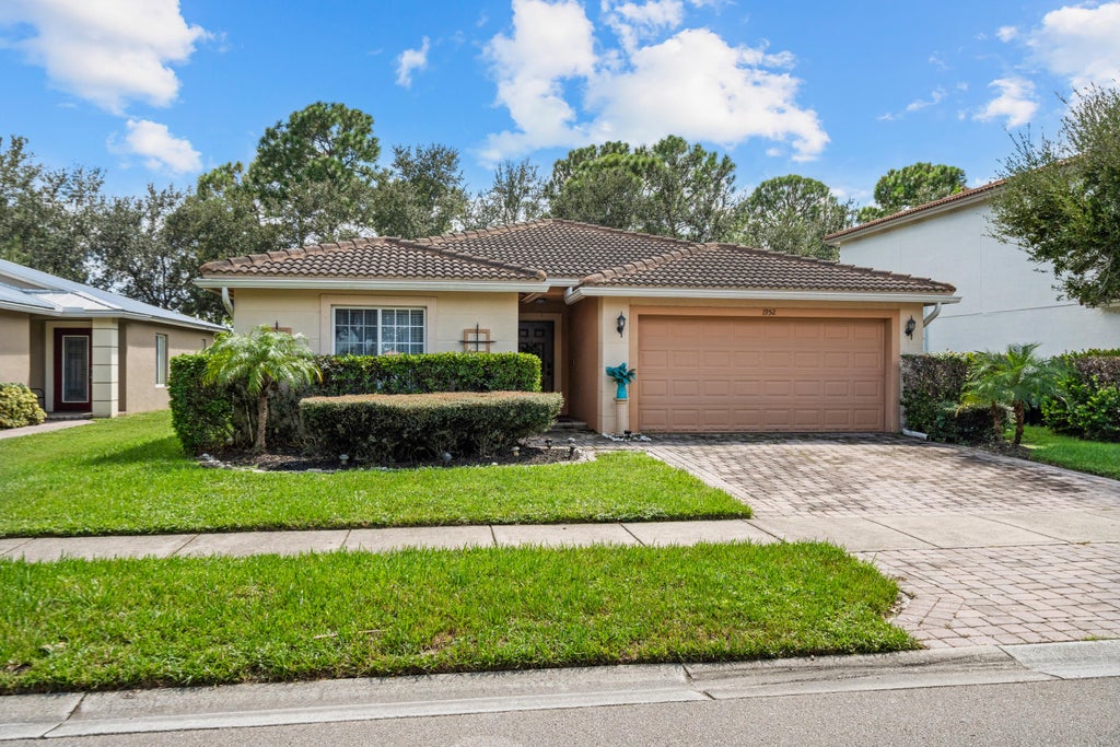 Photo of 1952 SW Jamesport Drive, Port Saint Lucie, FL 34953 (MLS # B26078825)