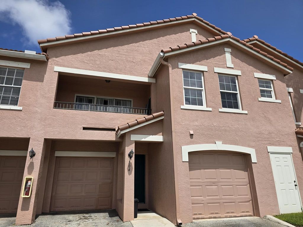 Photo of 504 Belmont Place, Boynton Beach, FL 33436 (MLS # R11081504)