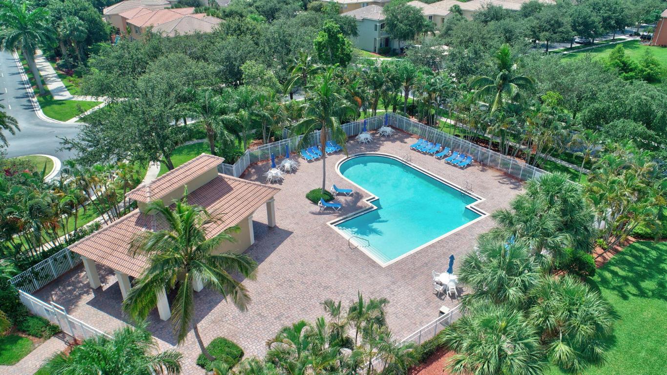 HYPOLUXO HAVERHILL PUD 2 - Residential