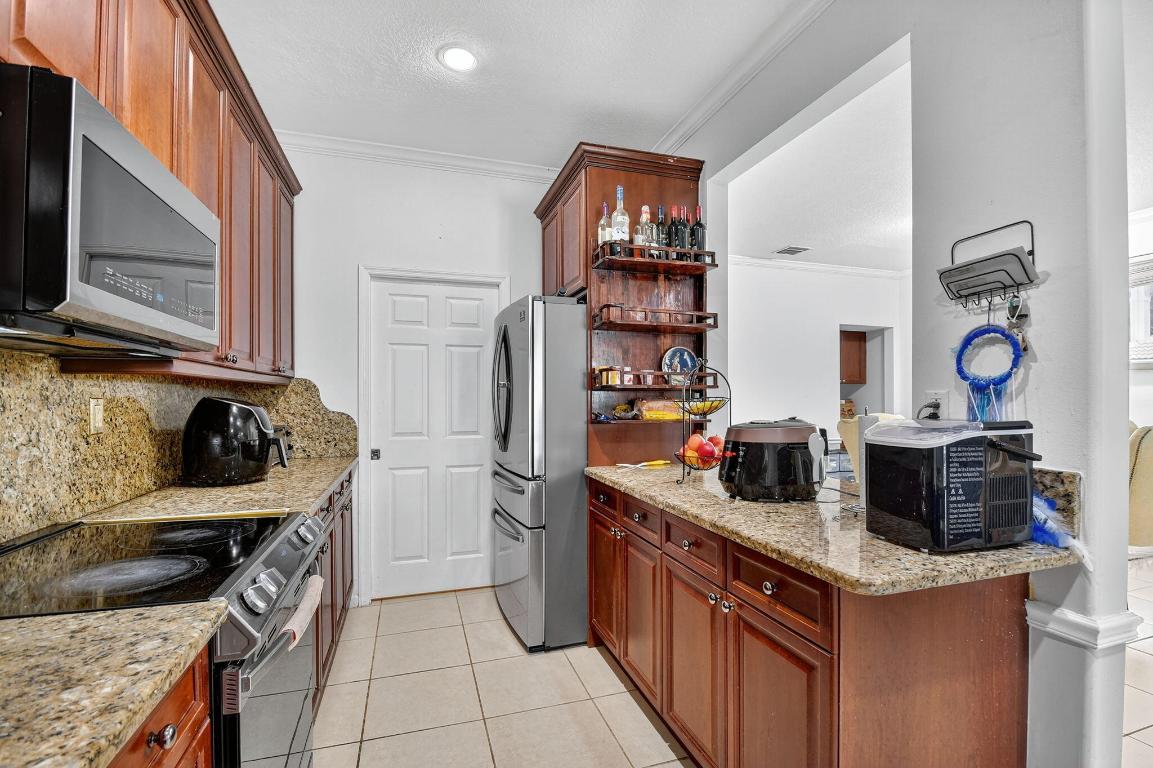 HYPOLUXO HAVERHILL PUD 2 - Residential