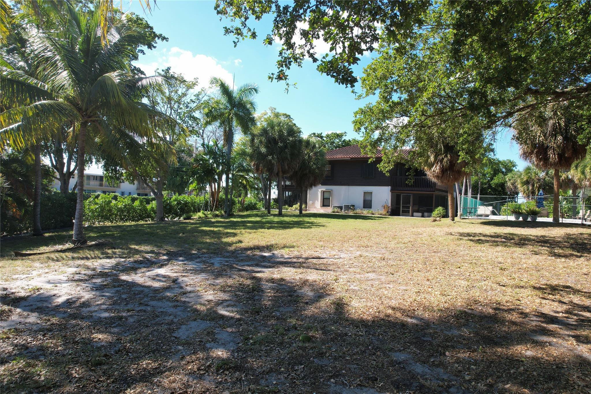 PALM HILL - Residential Lease