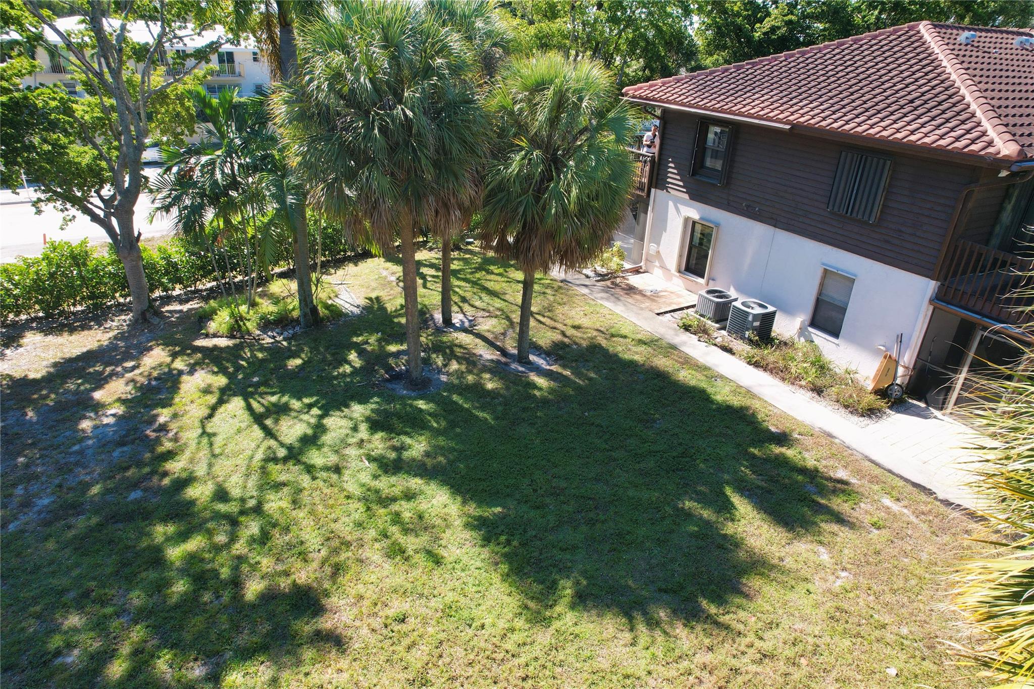 PALM HILL - Residential Lease