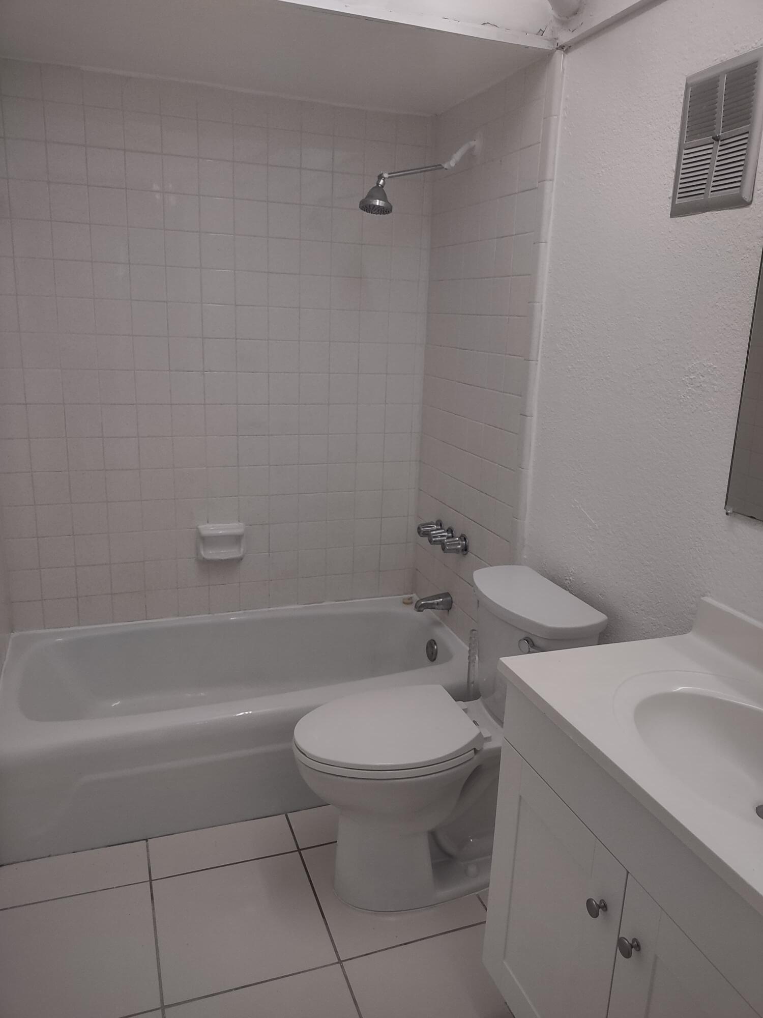 COCO CAY CONDO - Residential