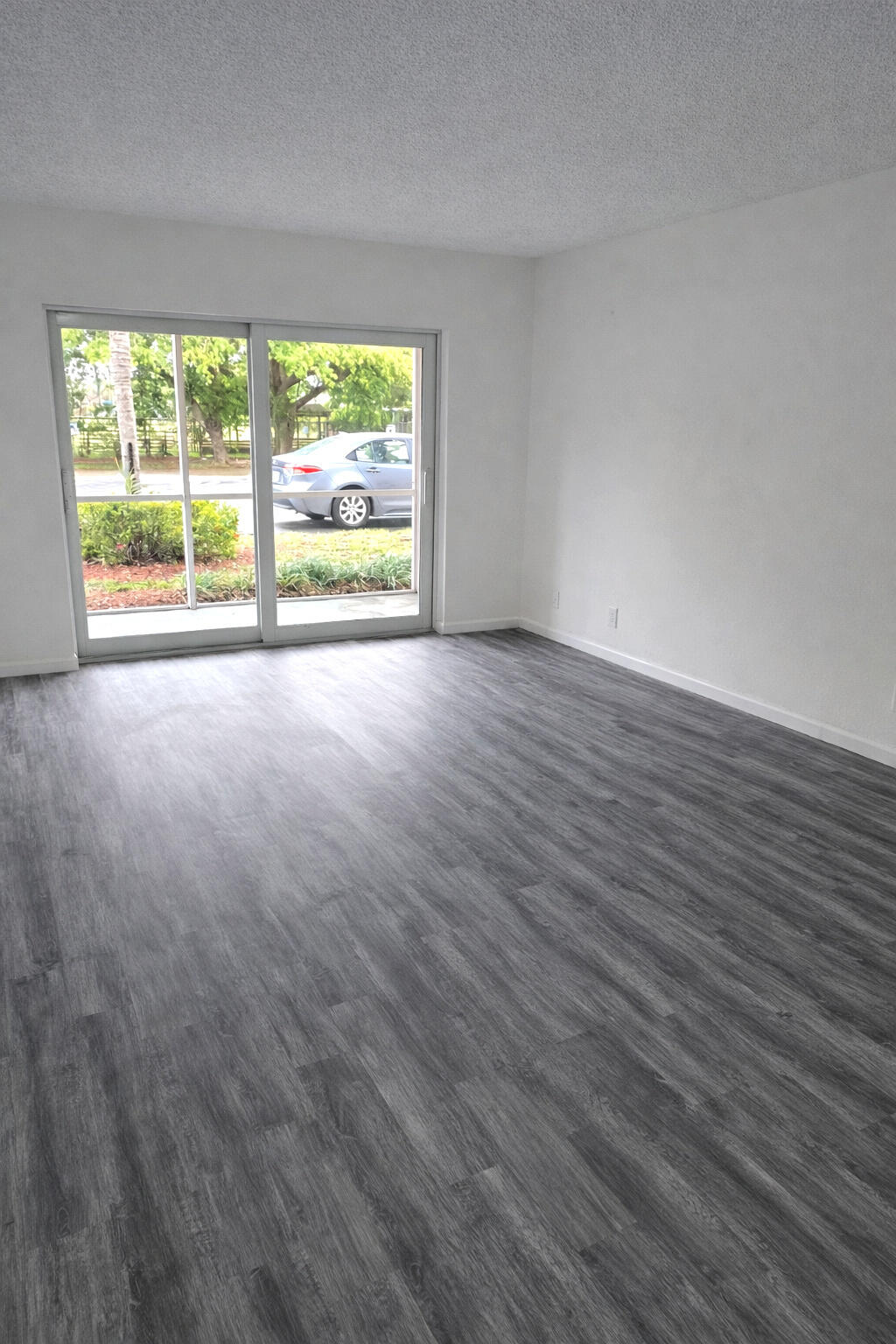 COCO CAY CONDO - Residential