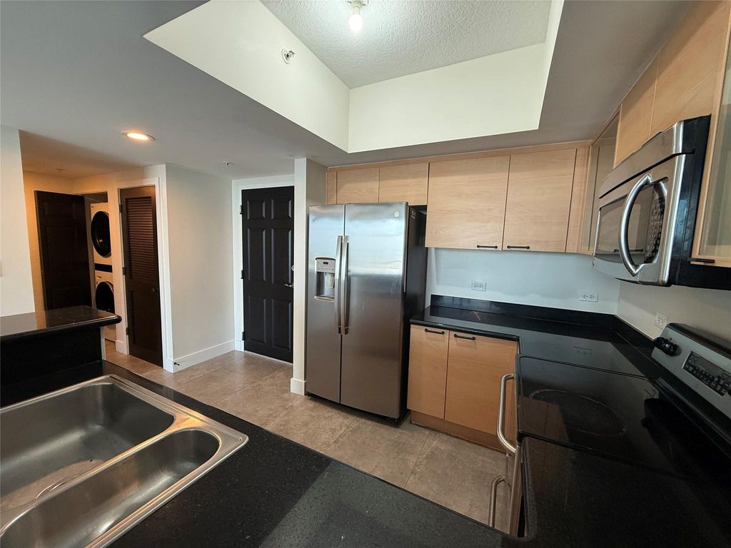 Photo of 140 S Dixie Highway #915, Hollywood, FL 33020 (MLS # F10551082)
