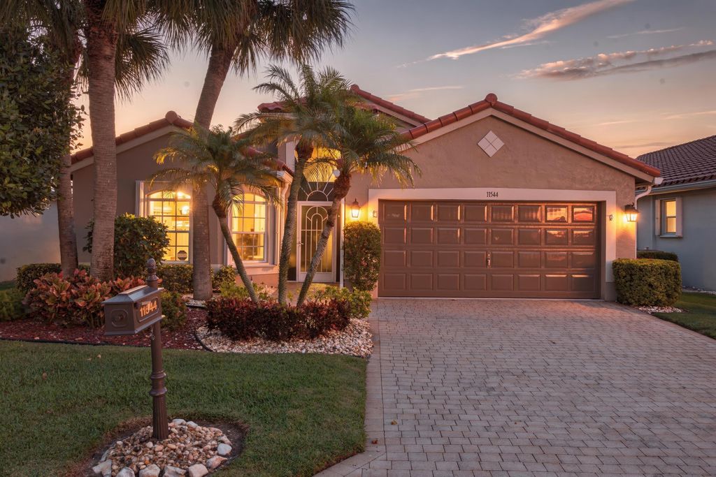 Photo of 11544 Pallas Drive, Boynton Beach, FL 33437 (MLS # R11157979)