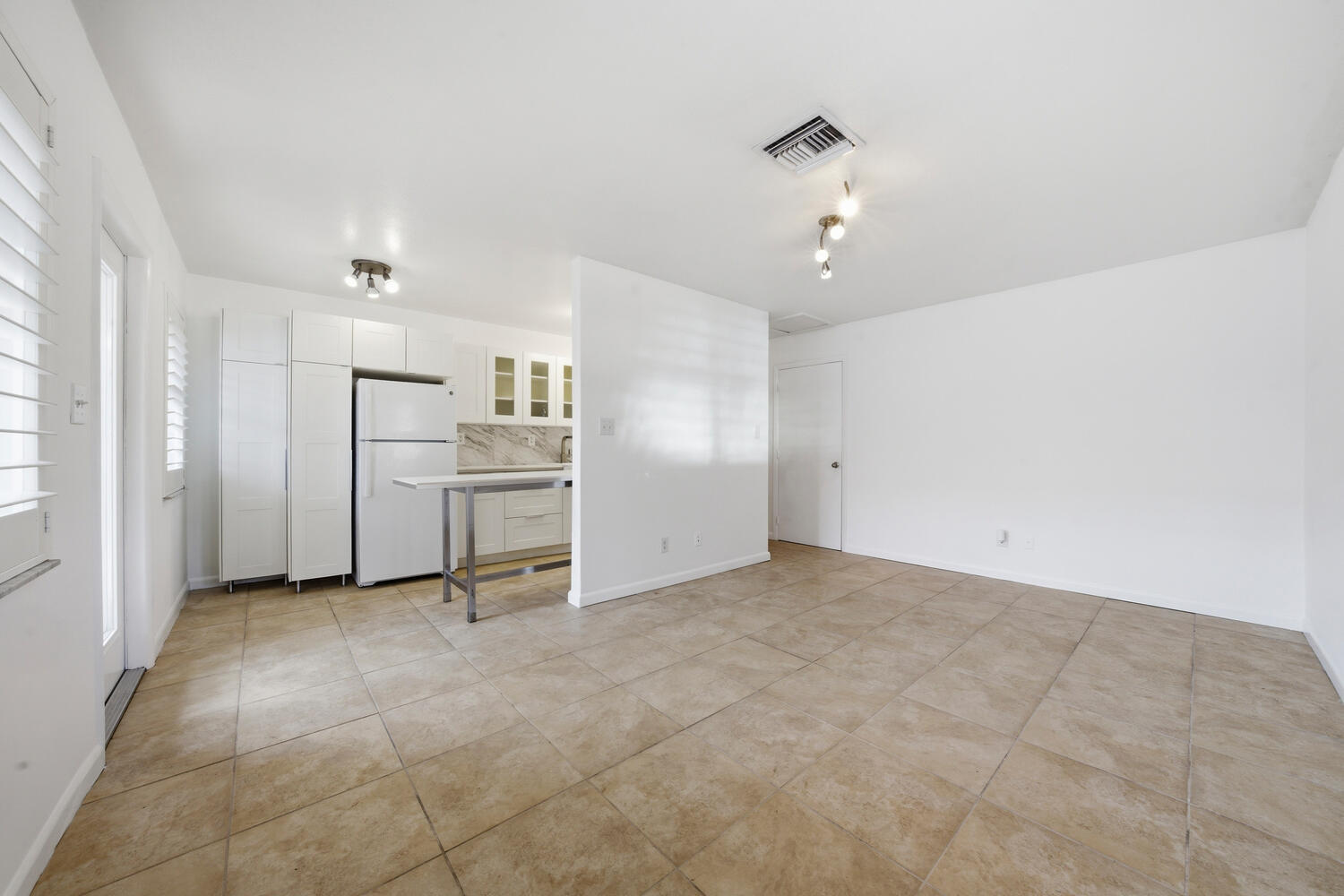 LAS BRISAS VILLAS CONDO - Residential