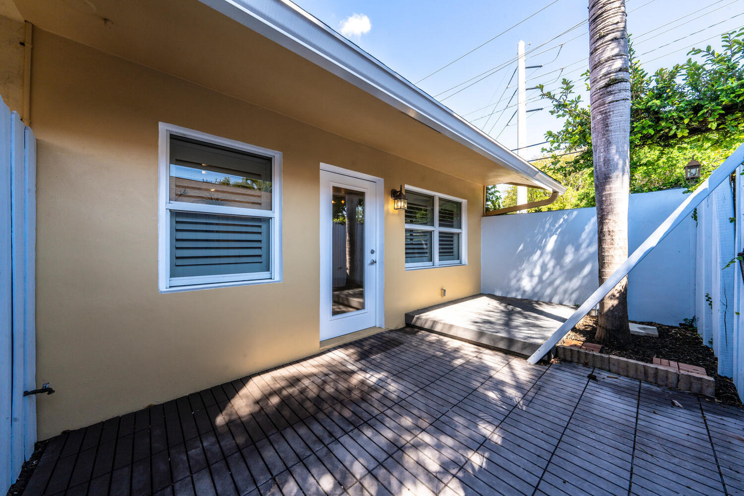 LAS BRISAS VILLAS CONDO - Residential