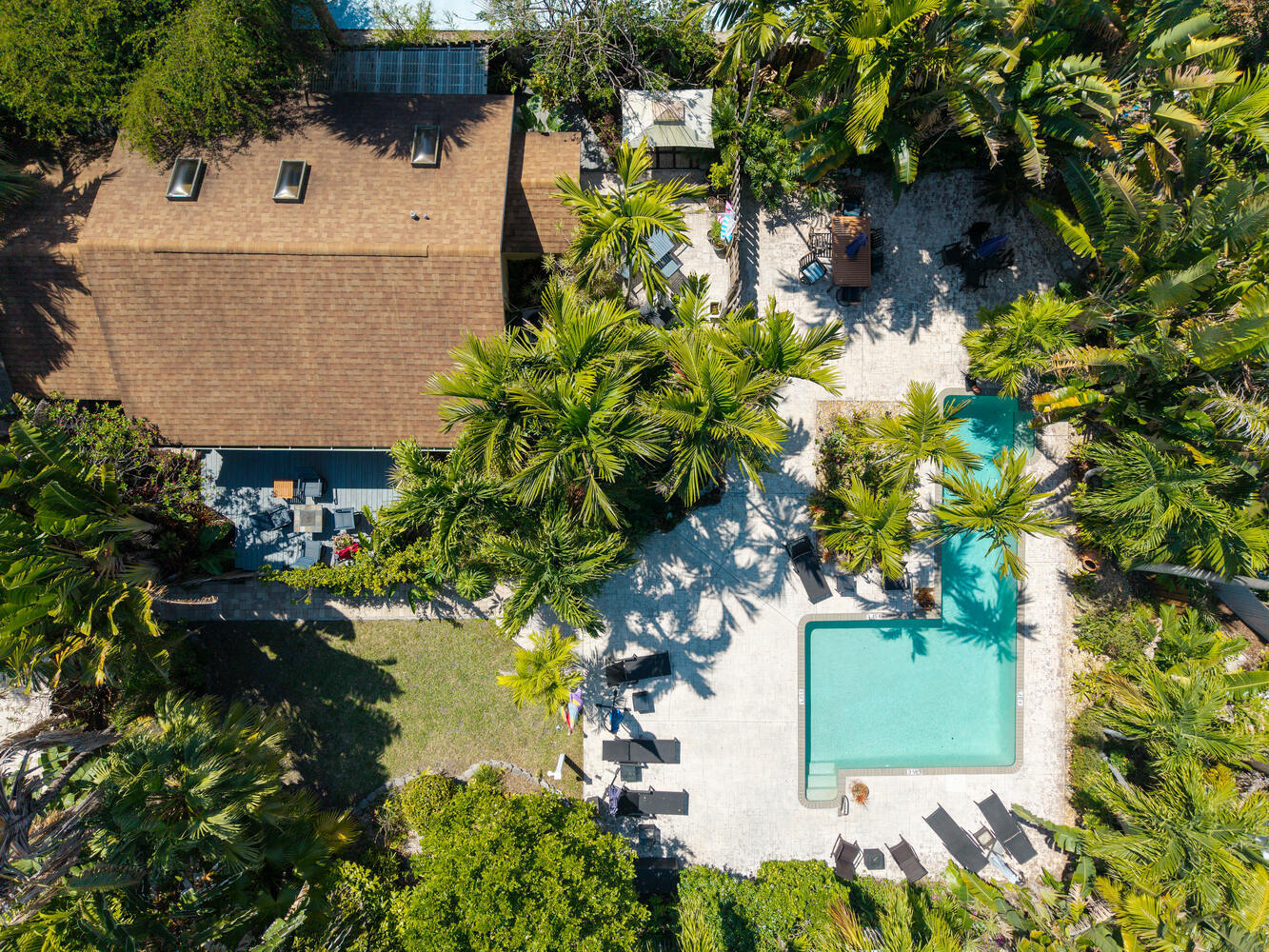 LAS BRISAS VILLAS CONDO - Residential