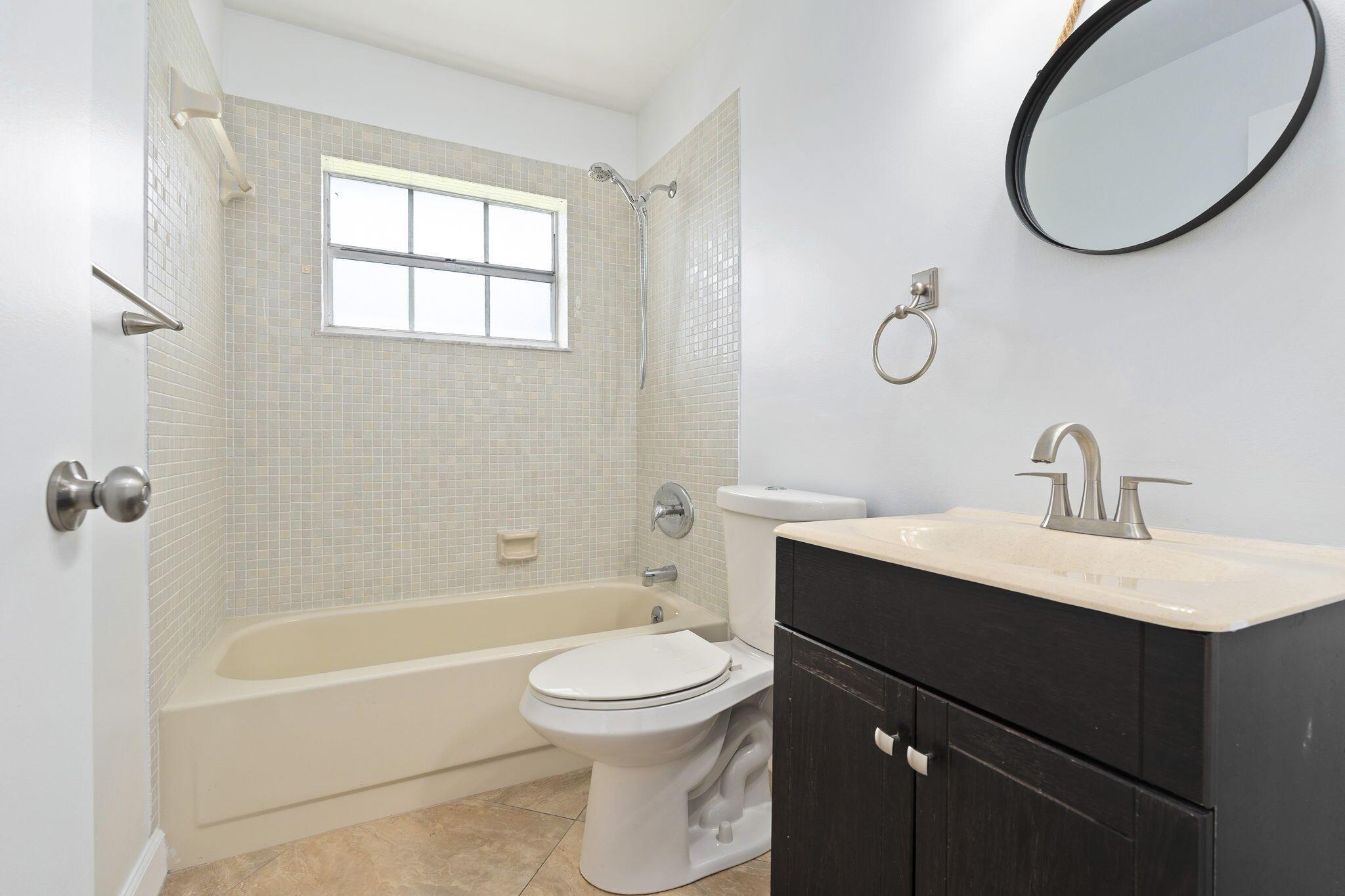 THE GROVE CONDOMINIUM SEC - Residential