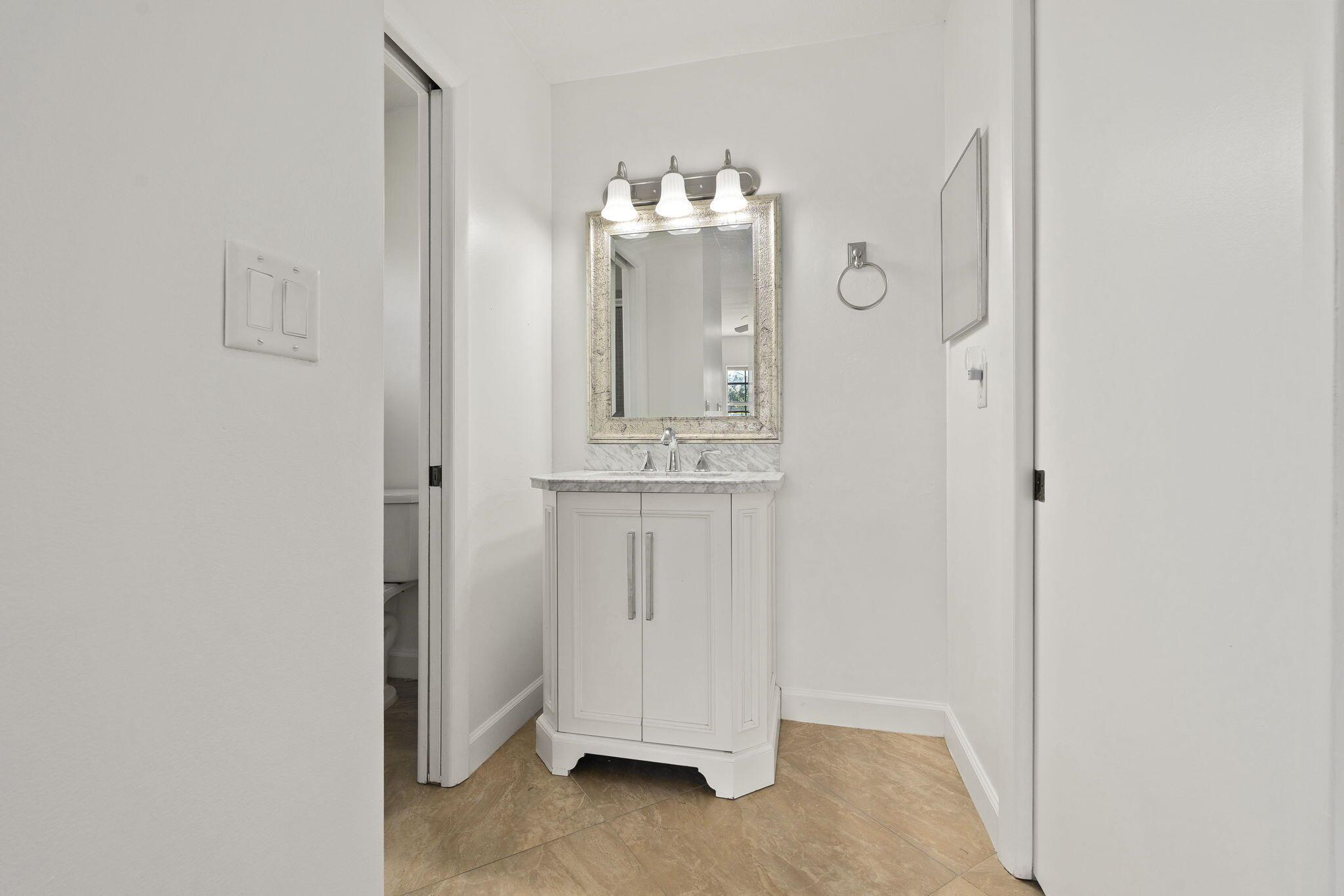 THE GROVE CONDOMINIUM SEC - Residential