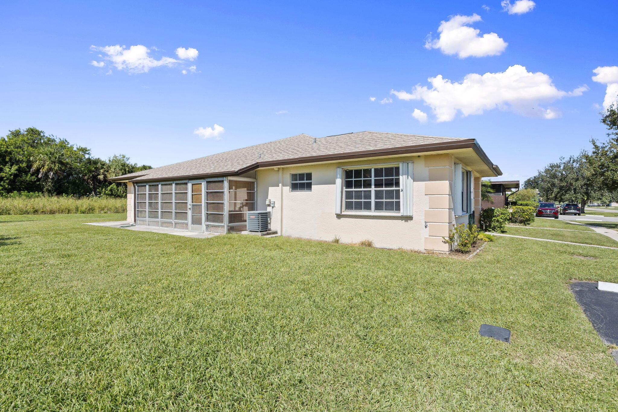 THE GROVE CONDOMINIUM SEC - Residential