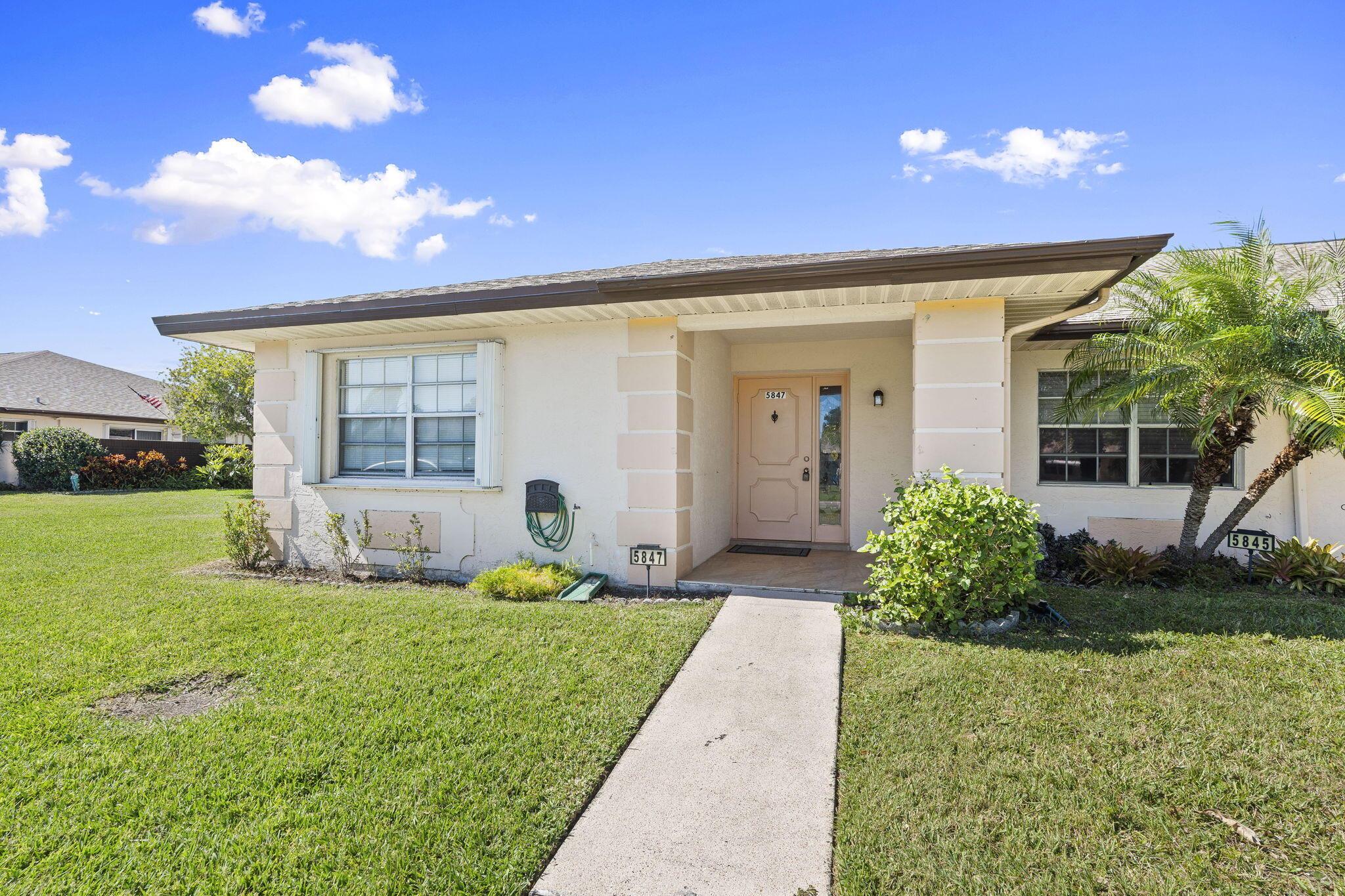 THE GROVE CONDOMINIUM SEC - Residential