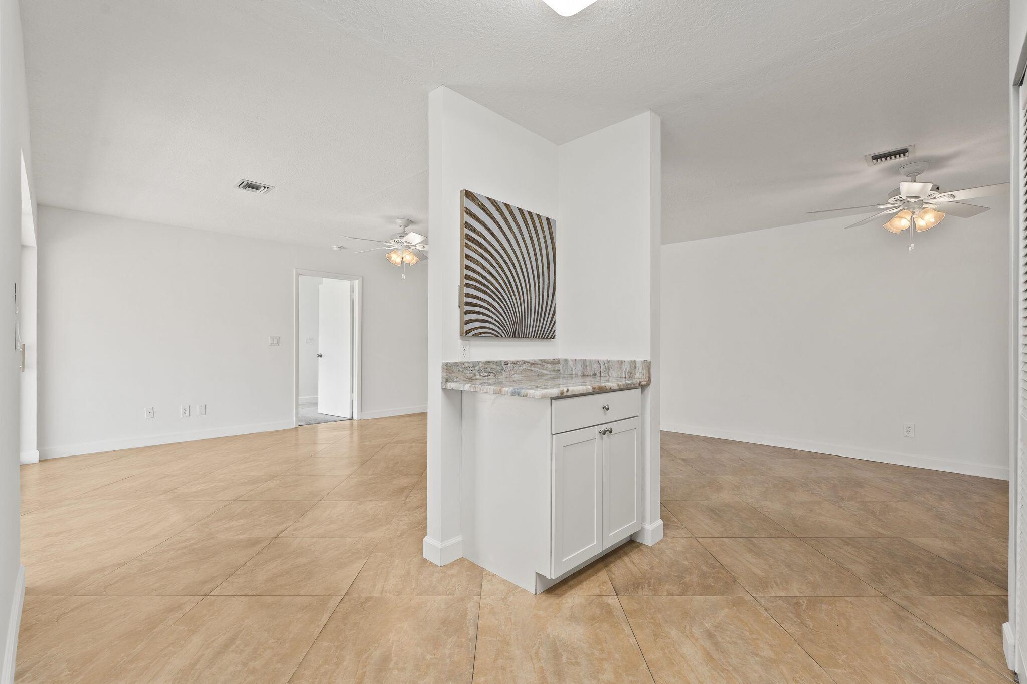 THE GROVE CONDOMINIUM SEC - Residential