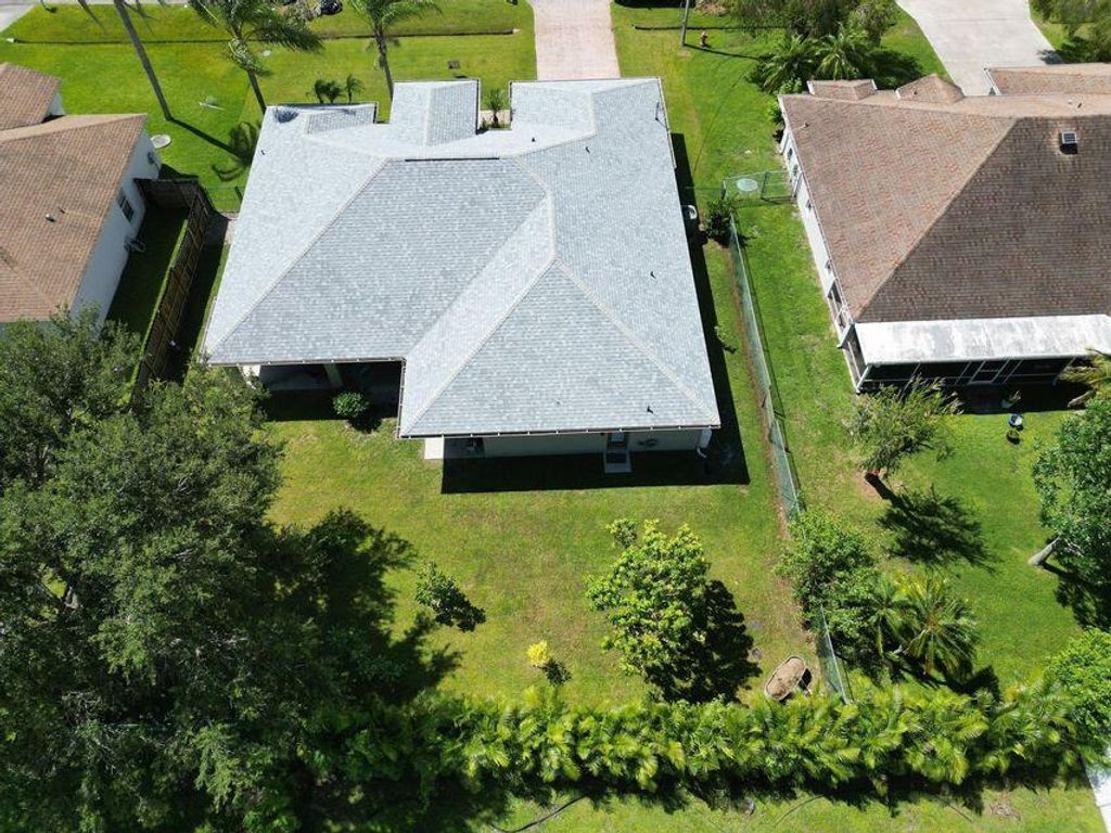 Photo of 5721 NW Alcazar Terrace, Port Saint Lucie, FL 34986 (MLS # R11157497)