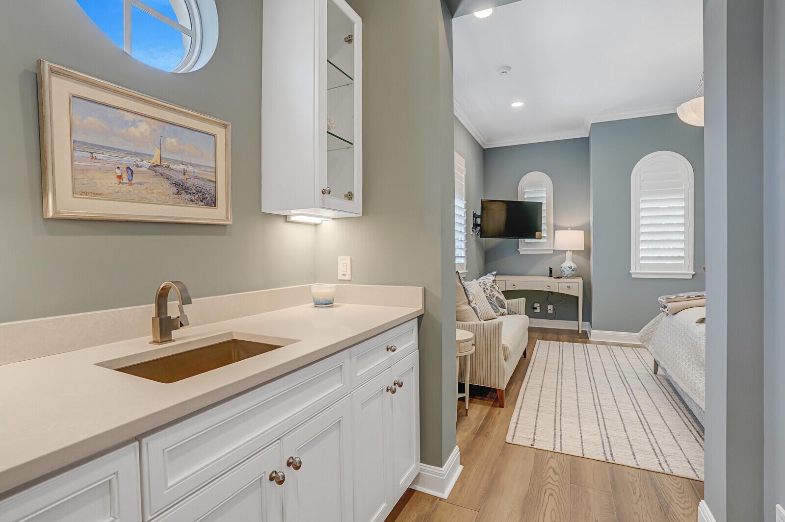 OLD PALM 2 - Residential