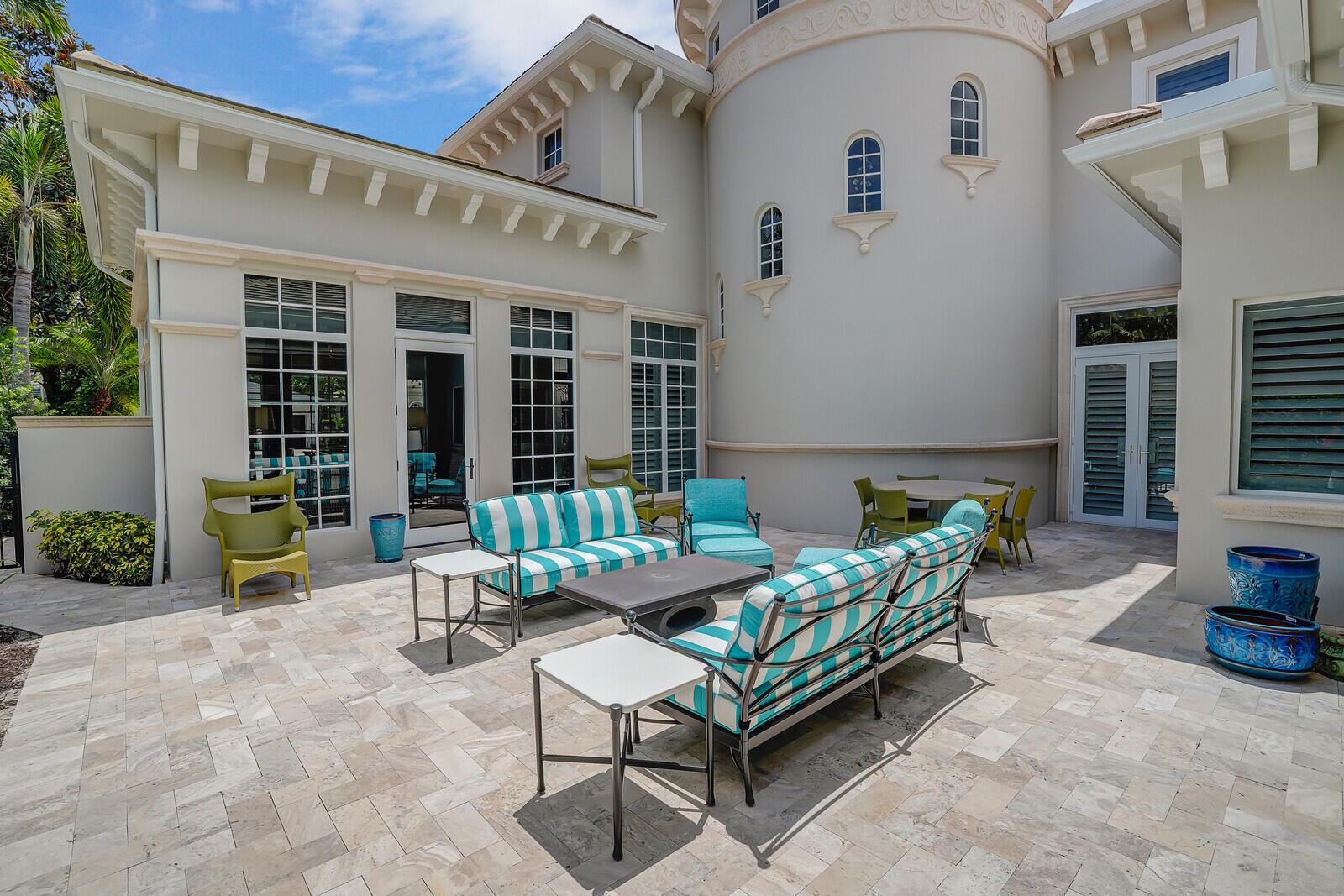 OLD PALM 2 - Residential