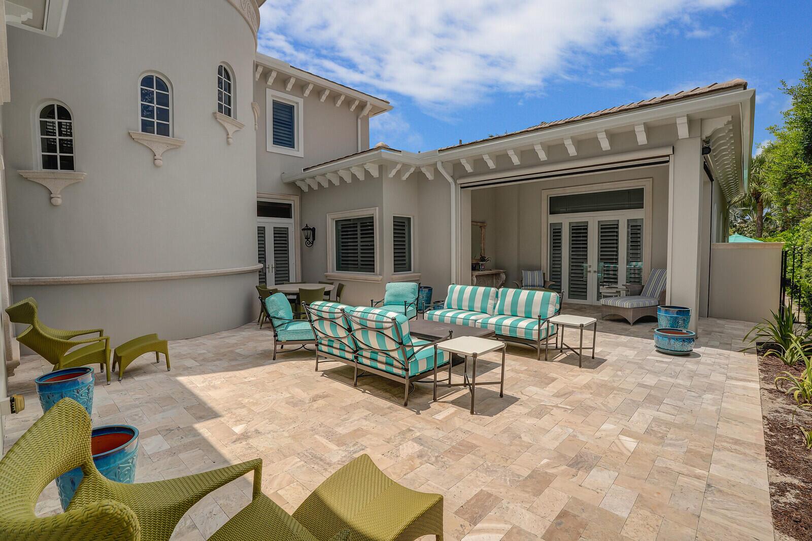 OLD PALM 2 - Residential