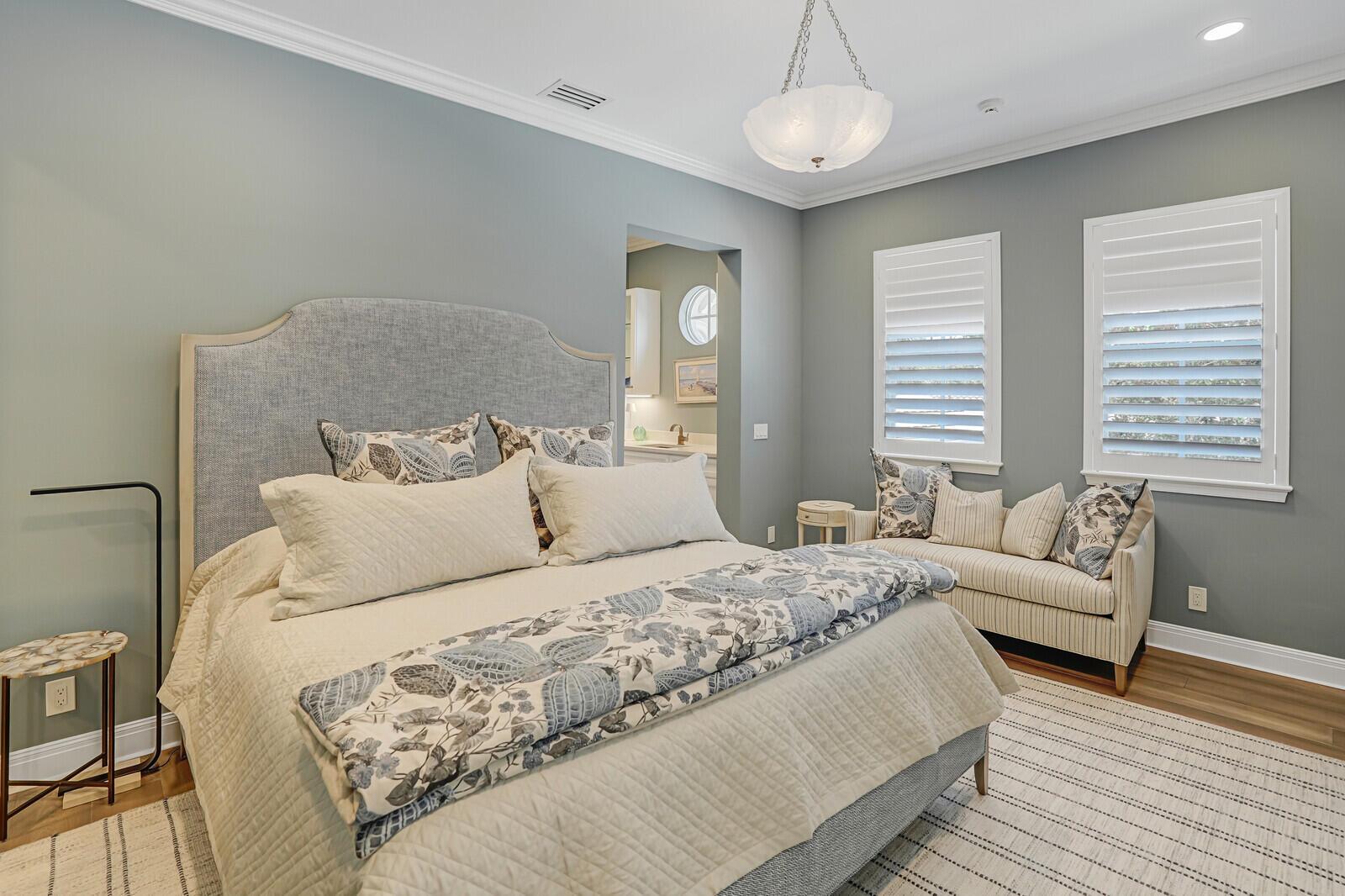 OLD PALM 2 - Residential