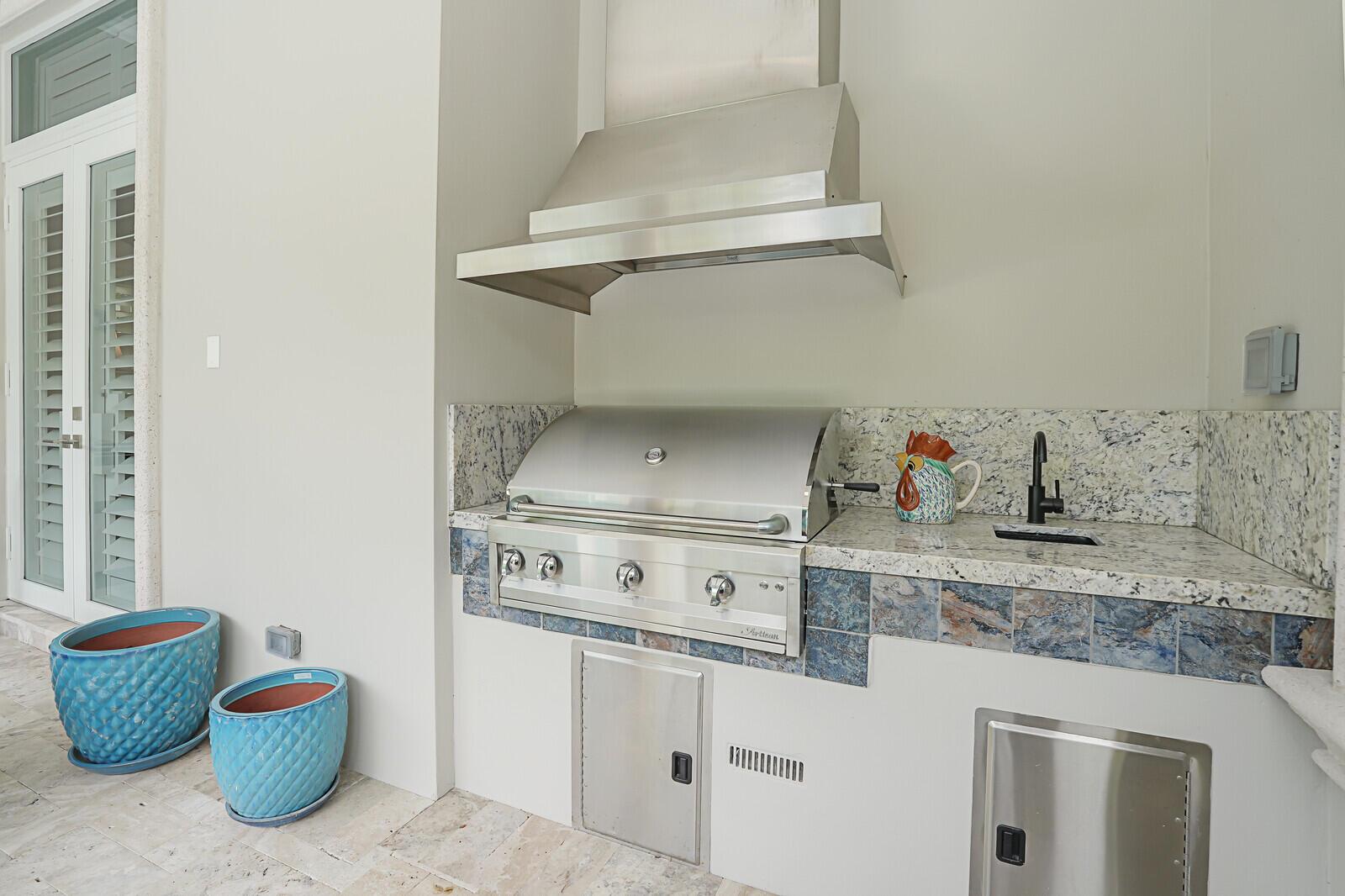 OLD PALM 2 - Residential