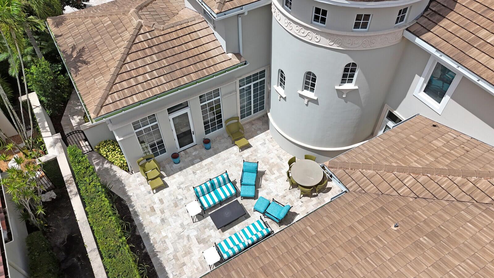 OLD PALM 2 - Residential