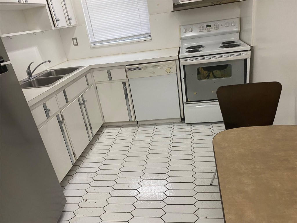 1100 Atlantic Shores 309