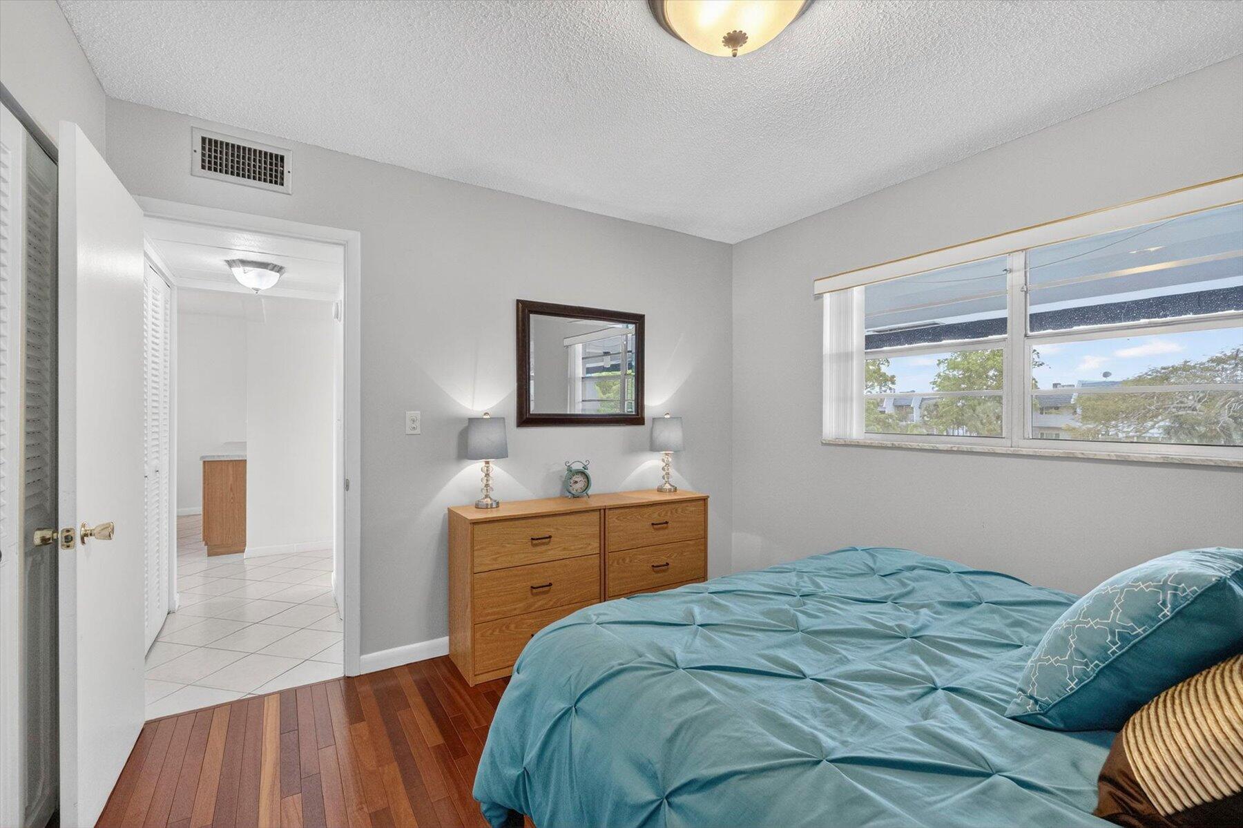 ORIOLE GOLF & TENNIS CLUB CONDO - Residential