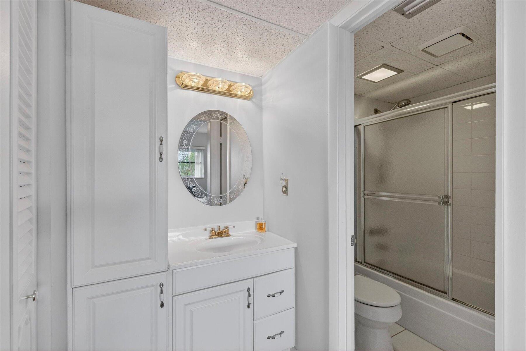 ORIOLE GOLF & TENNIS CLUB CONDO - Residential