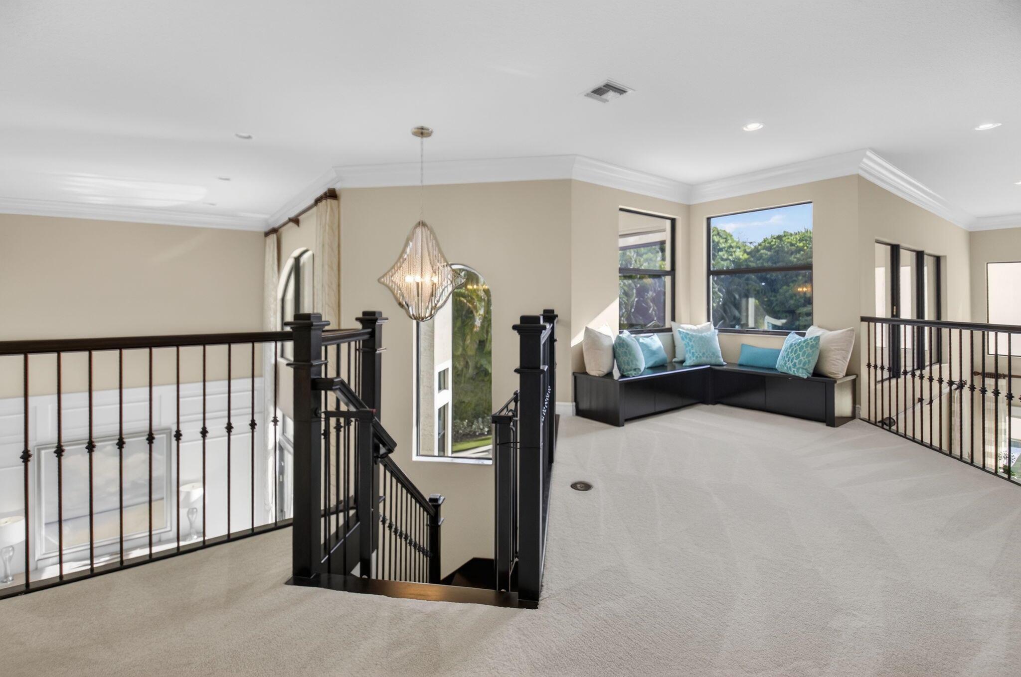 THE BRIDGES - Residential