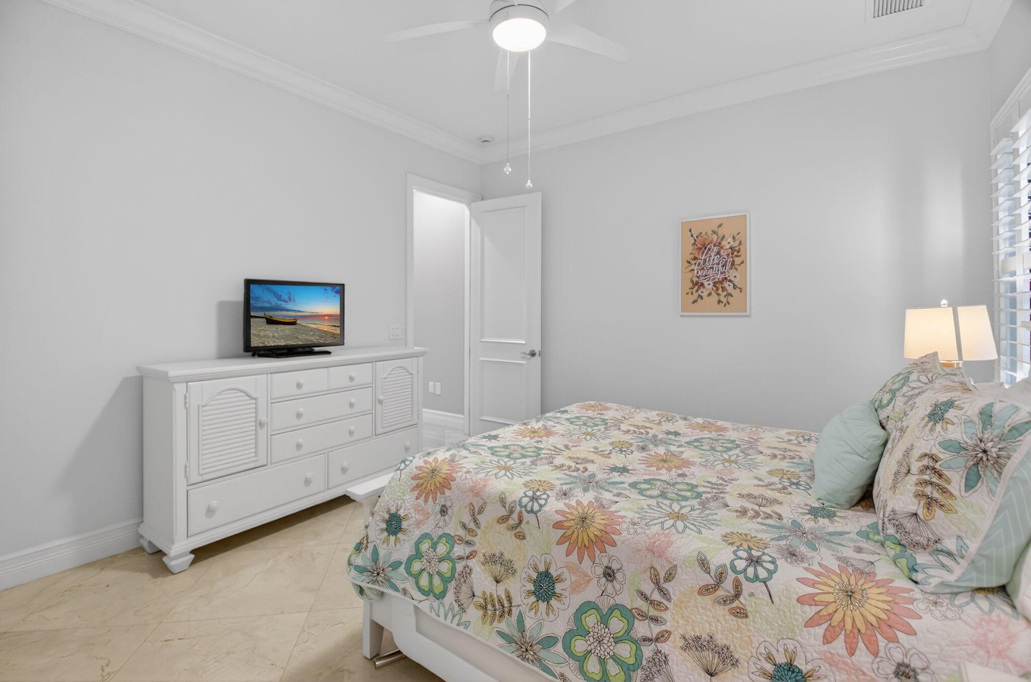 THE BRIDGES - Residential