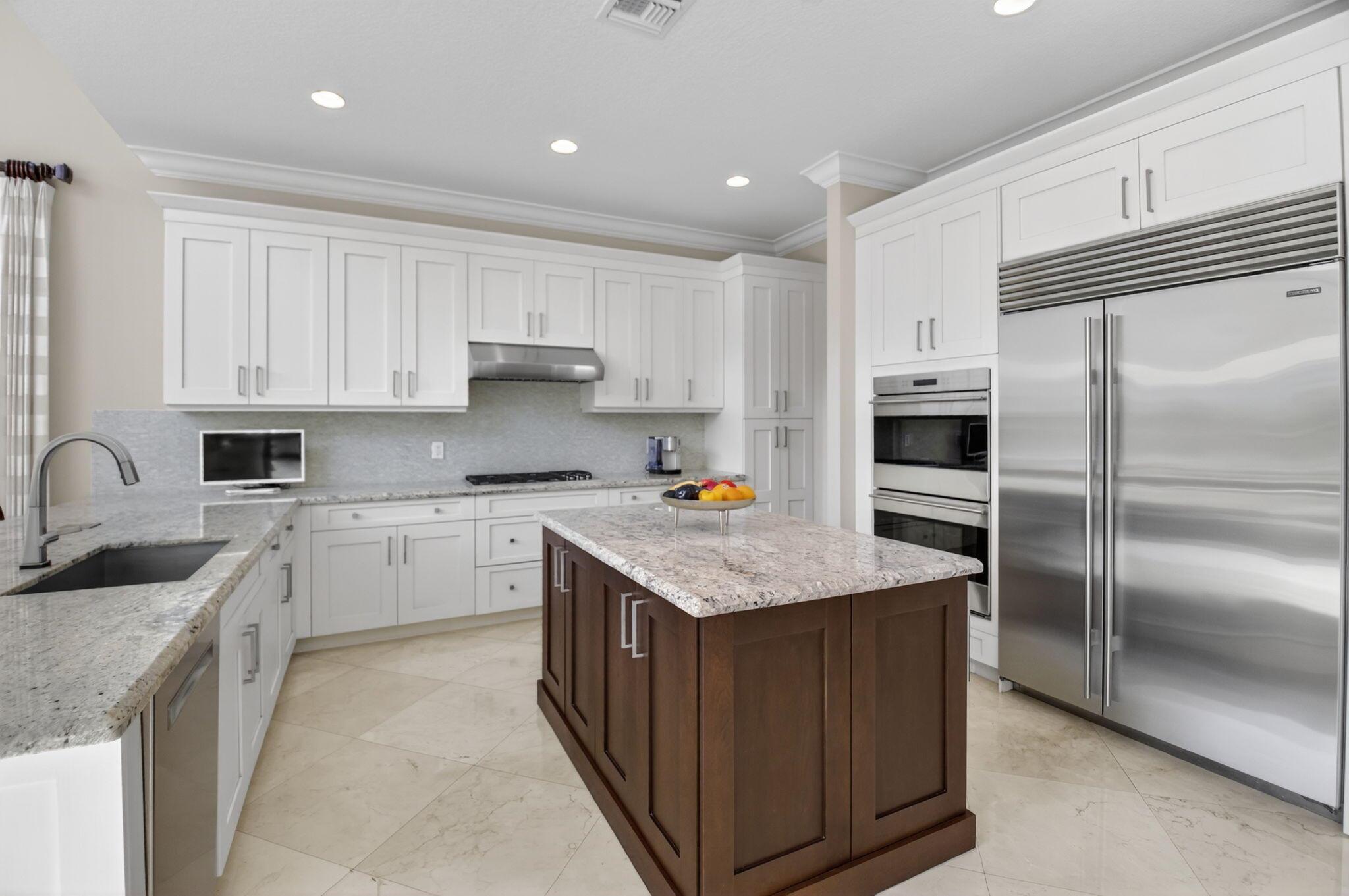 THE BRIDGES - Residential