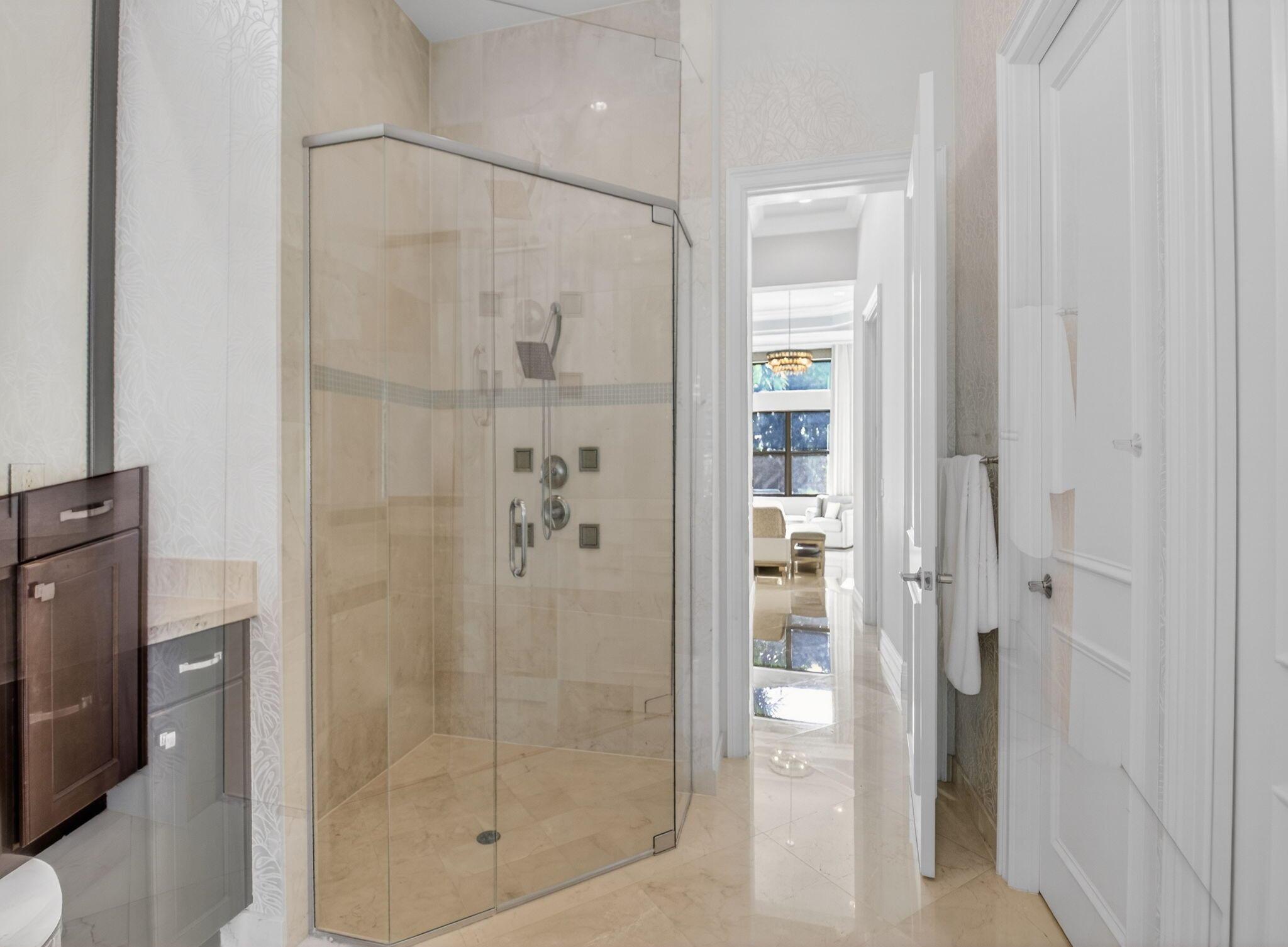 THE BRIDGES - Residential