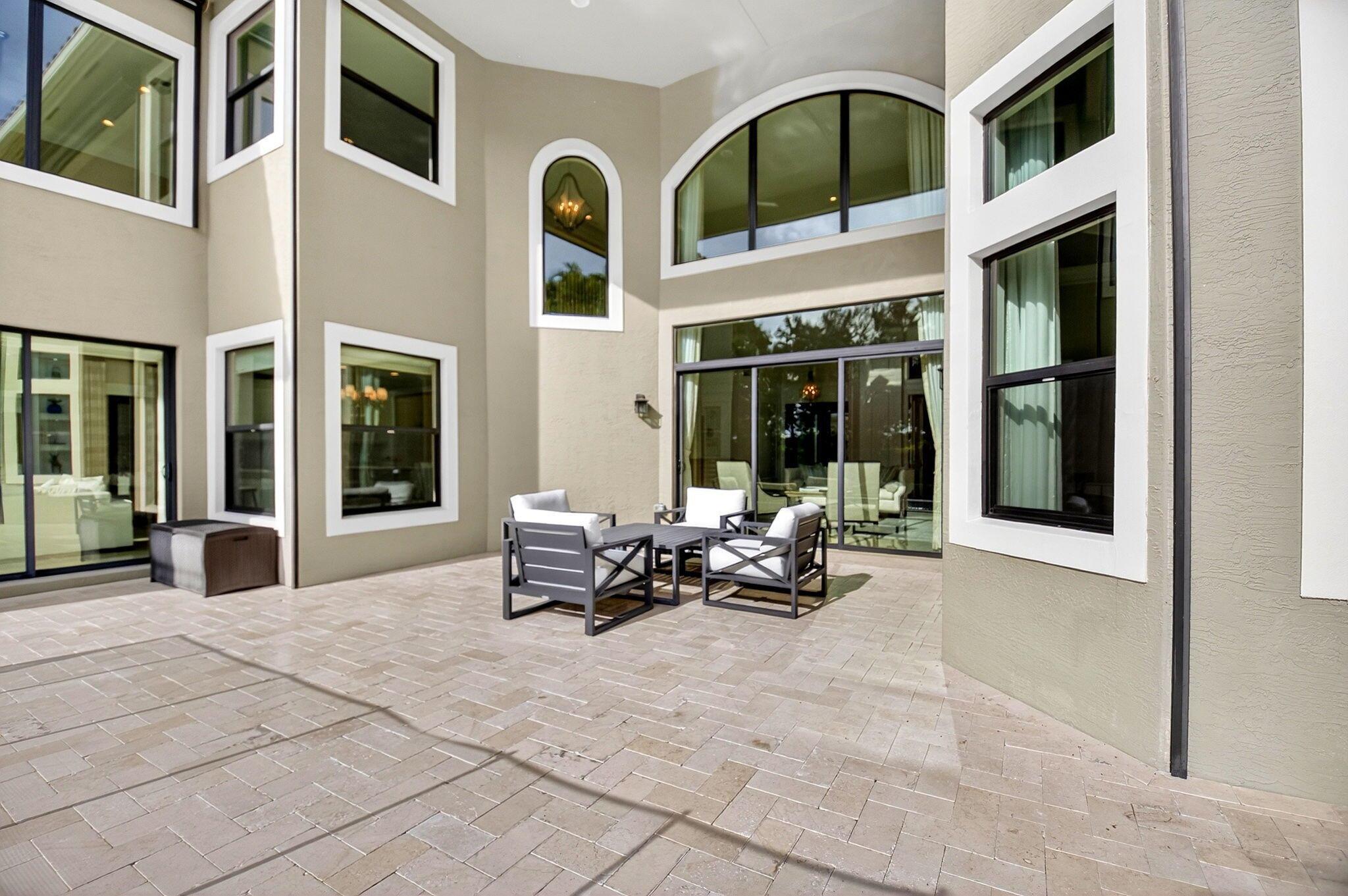 THE BRIDGES - Residential