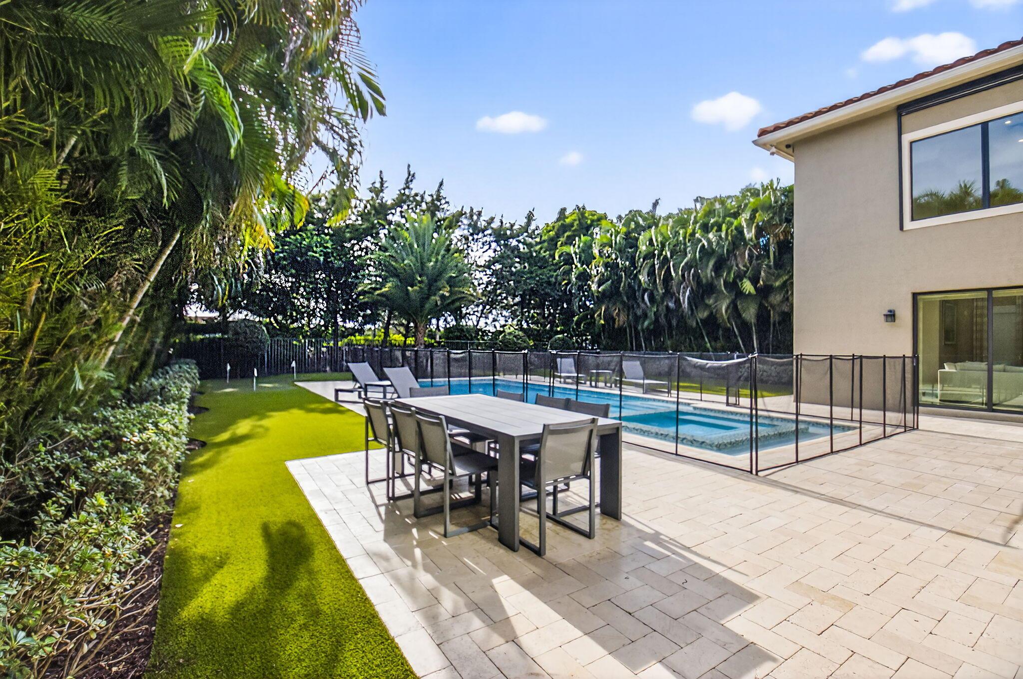 THE BRIDGES - Residential