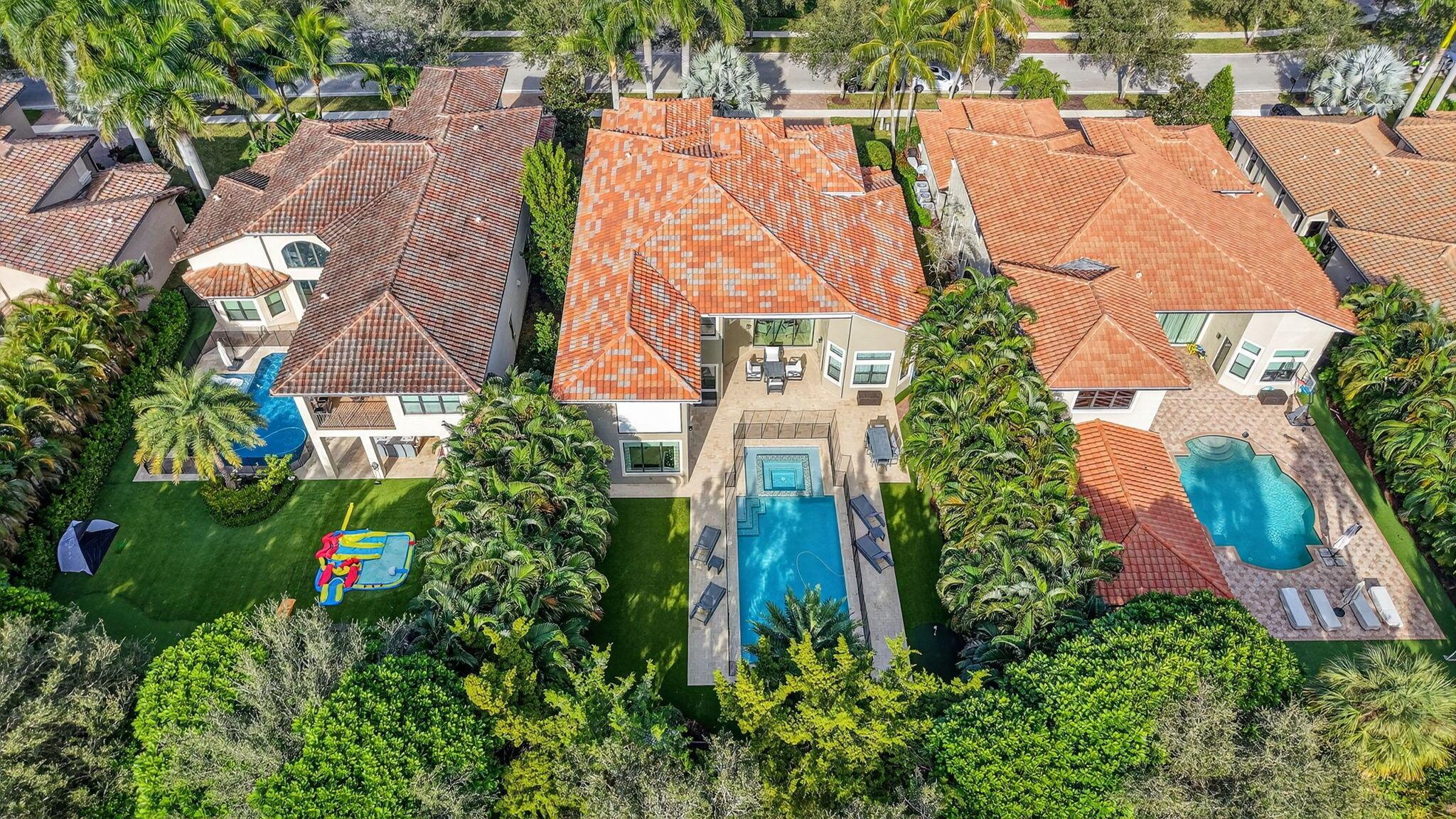 THE BRIDGES - Residential