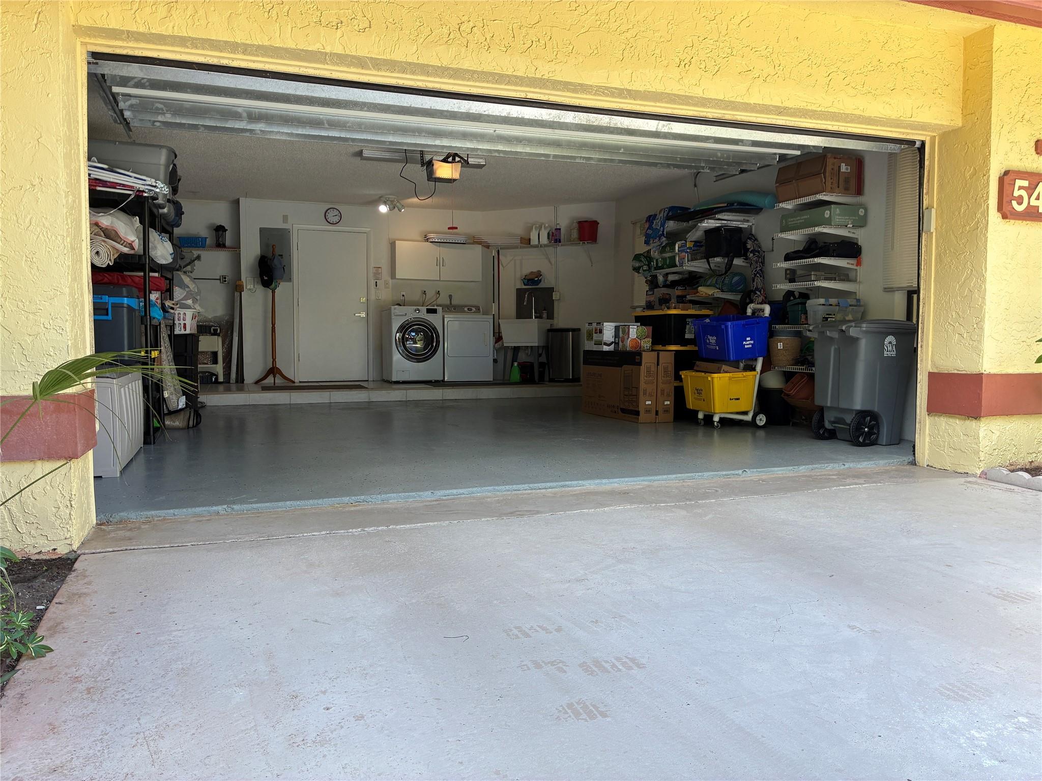 BOCA DELRAY COUNTRY CLUB - Residential