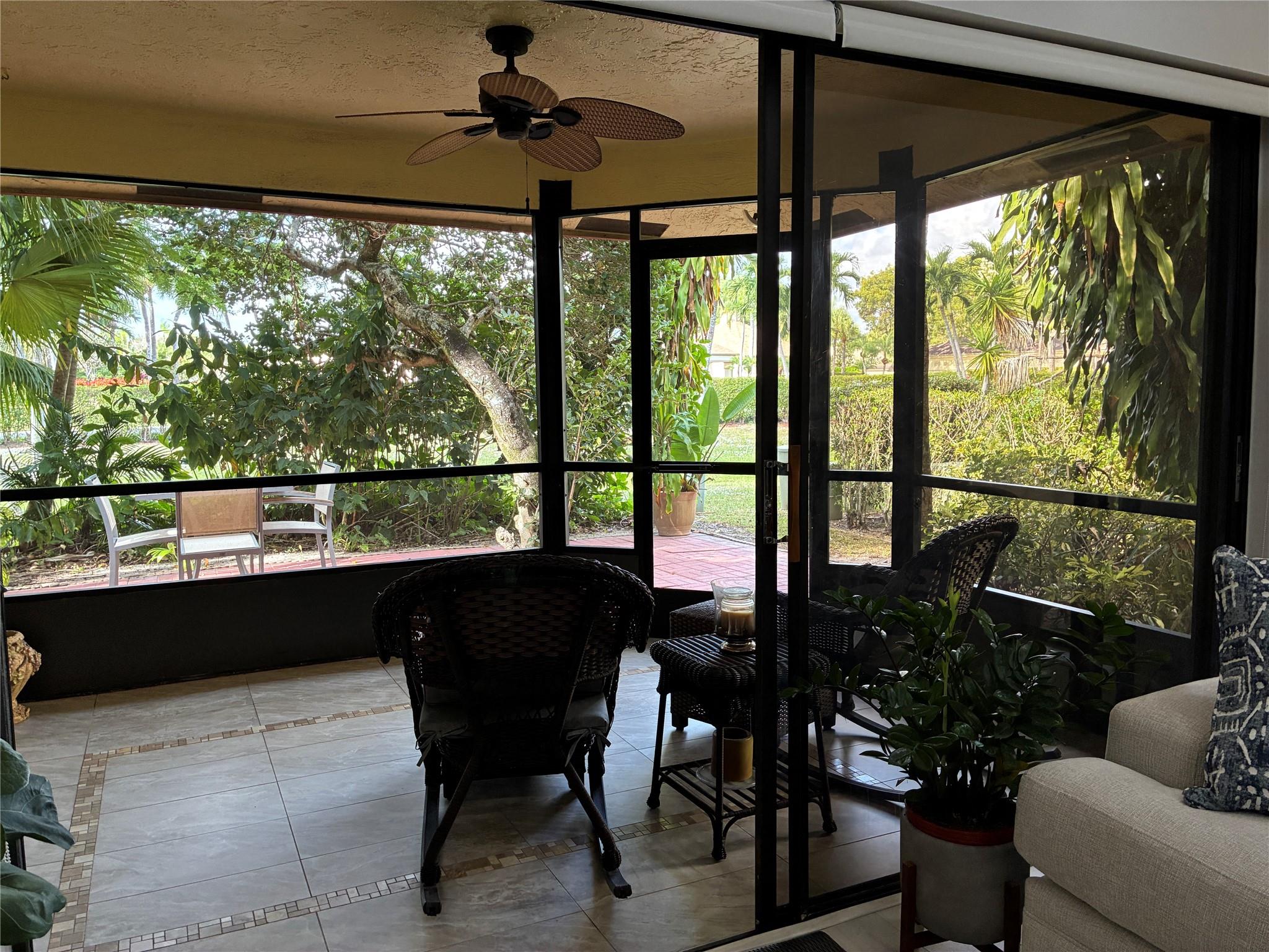 BOCA DELRAY COUNTRY CLUB - Residential