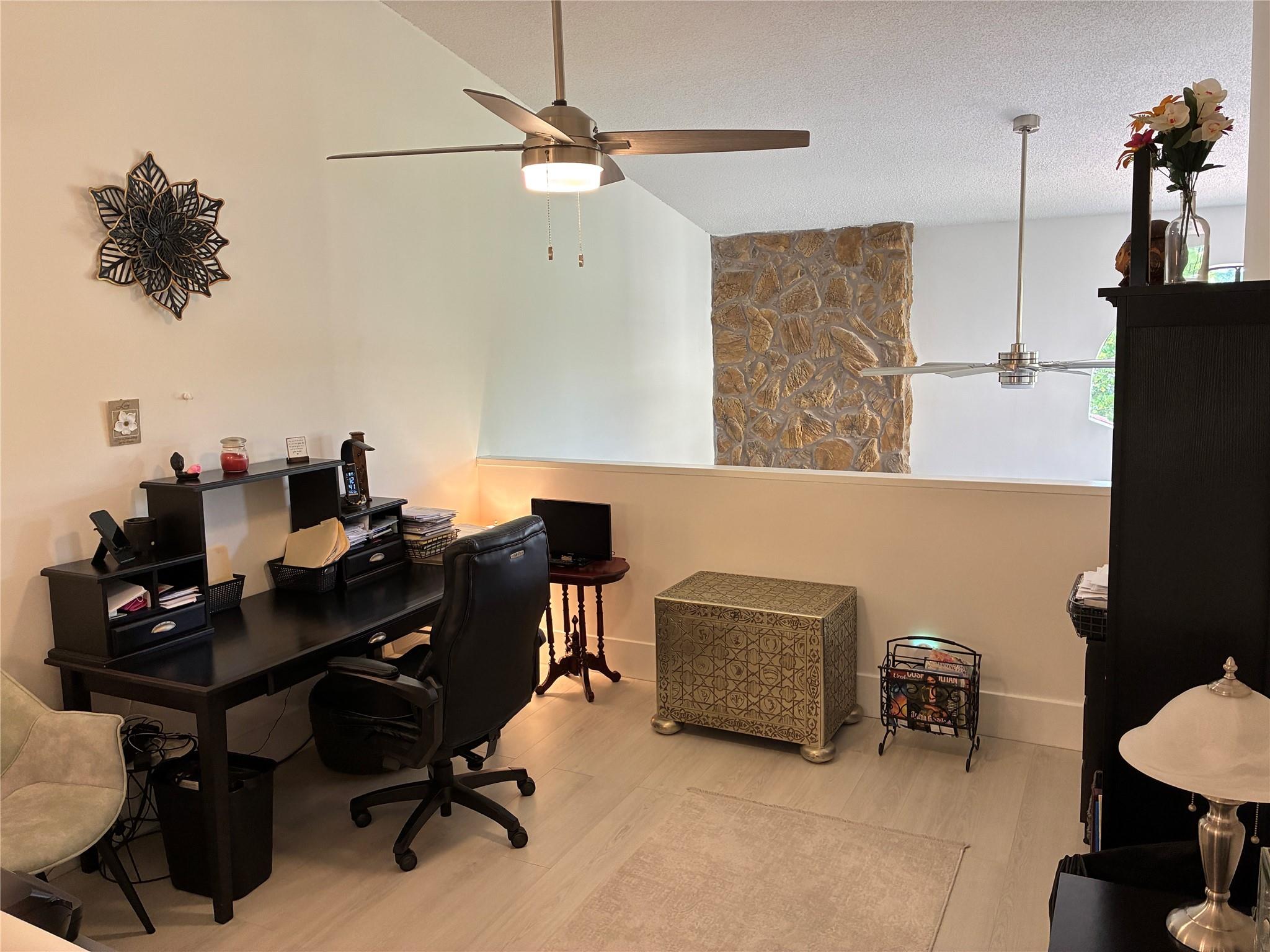 BOCA DELRAY COUNTRY CLUB - Residential