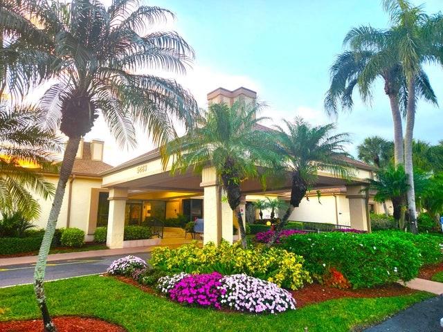 BOCA DELRAY COUNTRY CLUB - Residential