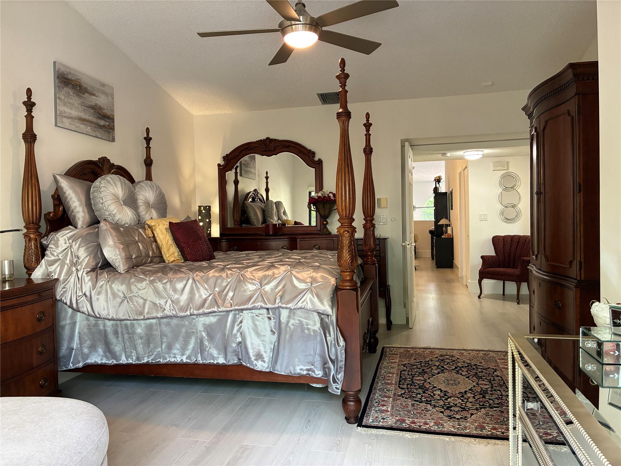 BOCA DELRAY COUNTRY CLUB - Residential