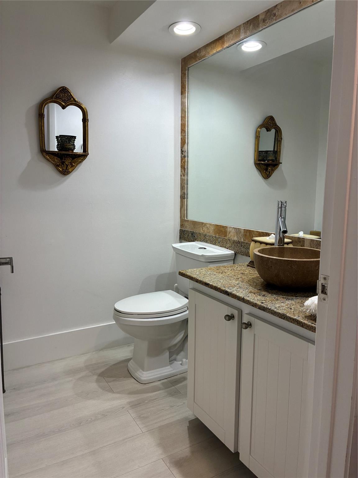 BOCA DELRAY COUNTRY CLUB - Residential