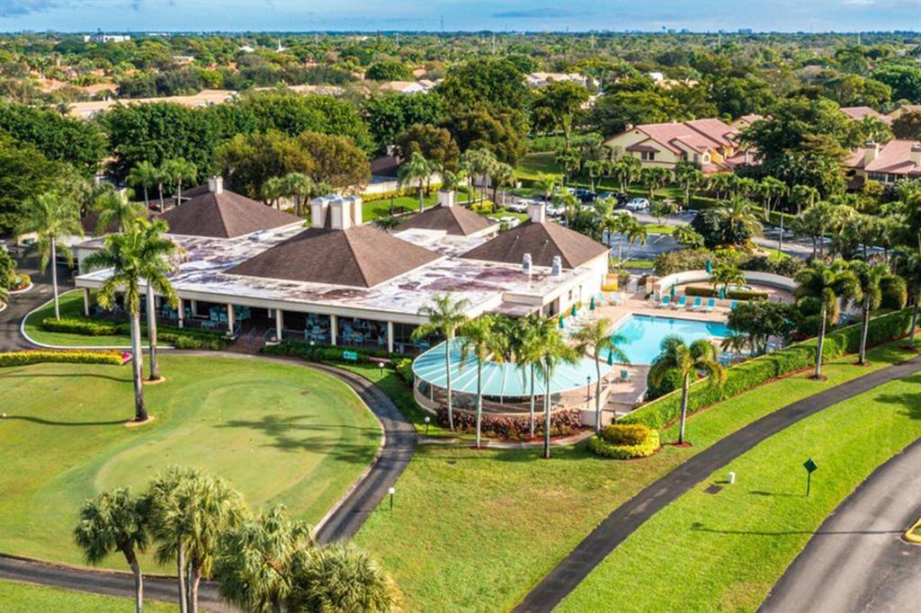 BOCA DELRAY COUNTRY CLUB - Residential