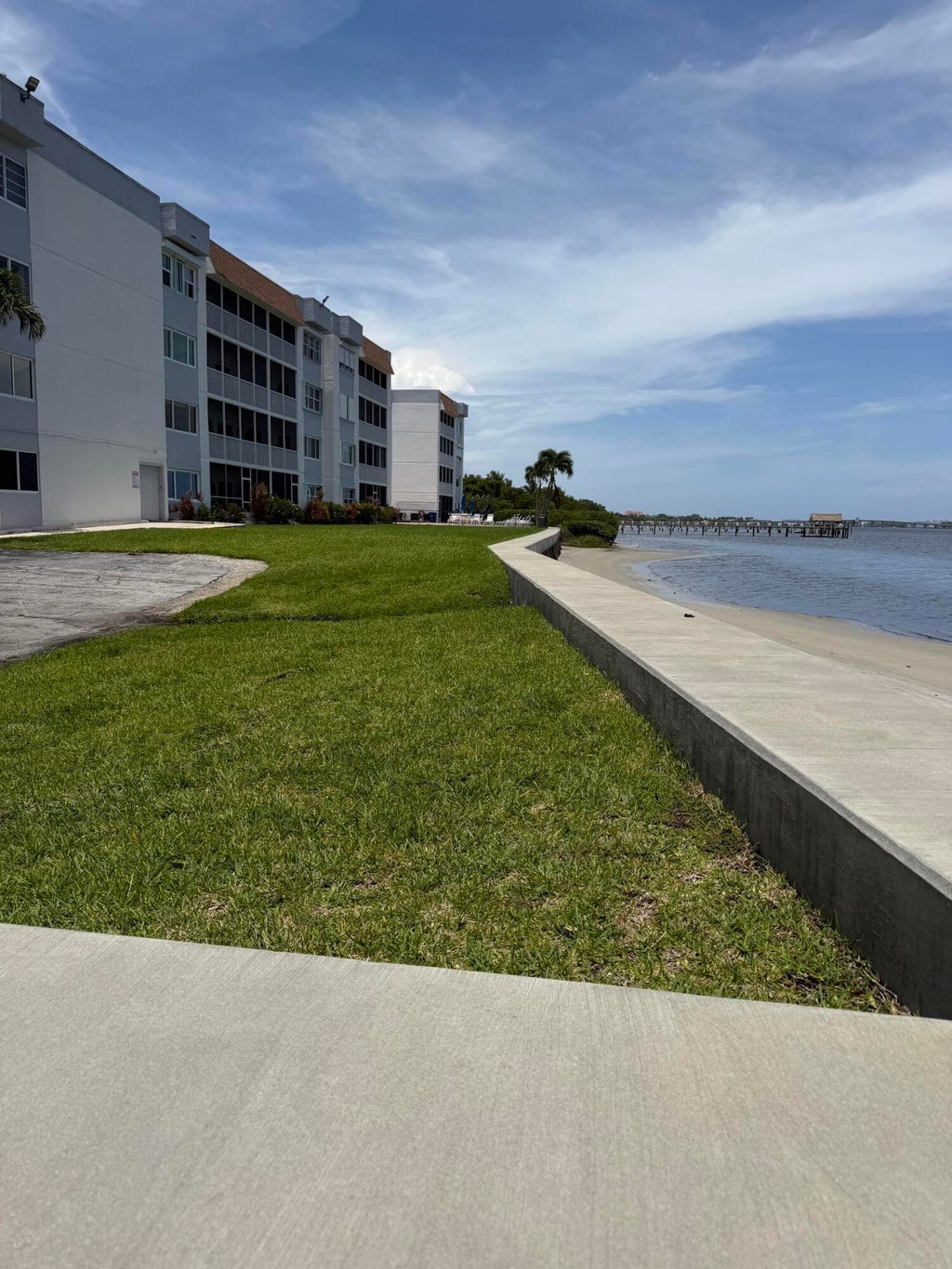 Photo of 1516 S LAKESIDE Drive #107, Lake Worth Beach, FL 33460 (MLS # B26062470)