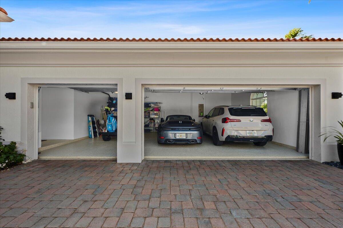 180 Carina Drive