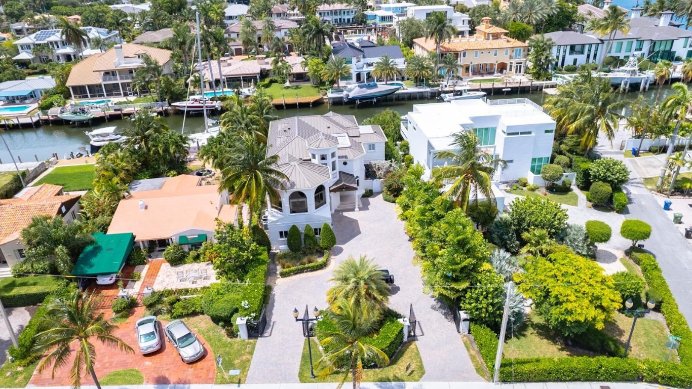 2615 E Las Olas Boulevard